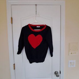 Half-sleeve wool blend heart sweater size small